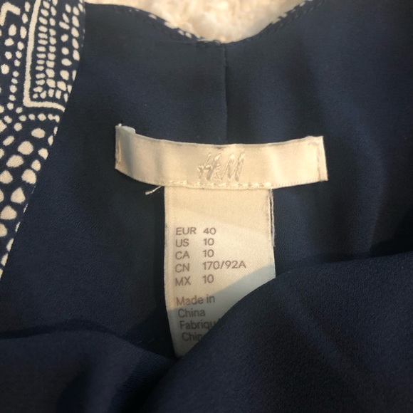 Adorable tank from H&M 😎 - Picture 2 of 4